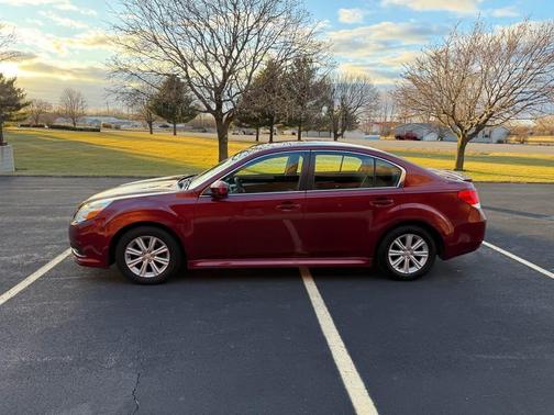 2010 Subaru Legacy Premium