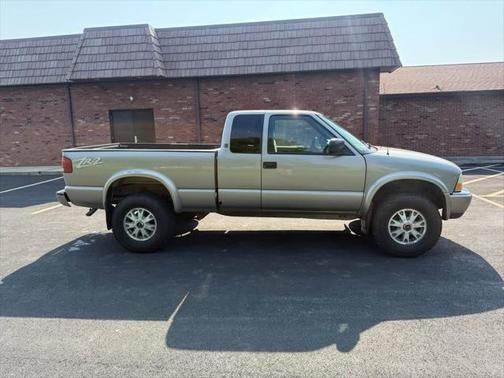2002 GMC Sonoma SLS