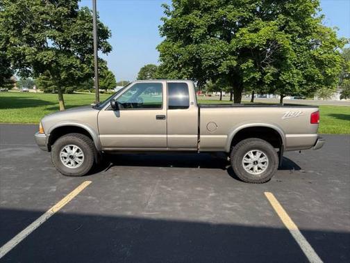 2002 GMC Sonoma SLS