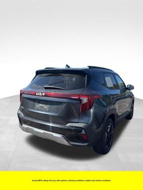 Gravity Gray 2025 Kia Seltos S
