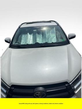 2017 Toyota Highlander SE