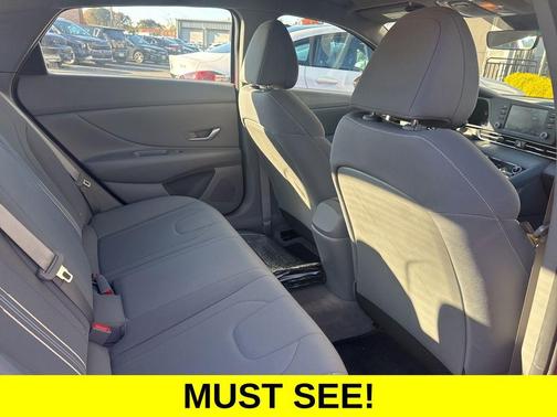 2022 Hyundai ELANTRA HEV Blue