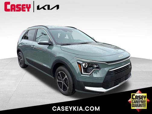 Cityscape Green 2026 Kia Niro EX