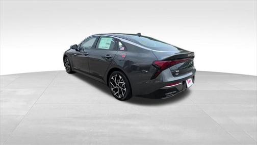 2026 Kia K5 EX