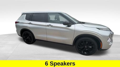 2022 Mitsubishi Outlander Black Edition 2WD