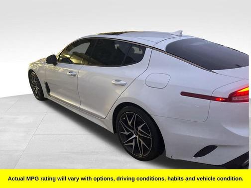 2022 Kia Stinger GT-Line