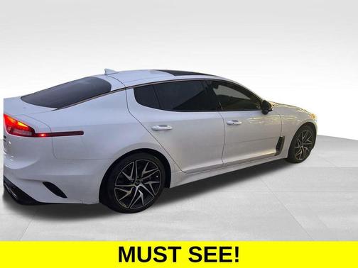 2022 Kia Stinger GT-Line