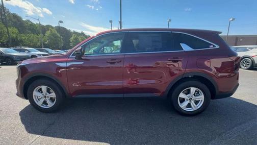 2025 Kia Sorento LX