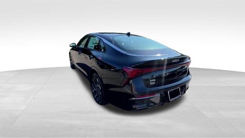 2026 Kia K5 EX