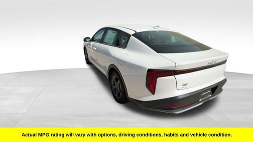 Snow White Pearl 2025 Kia K4 LXS