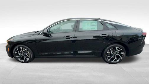 2025 Kia K5 EX