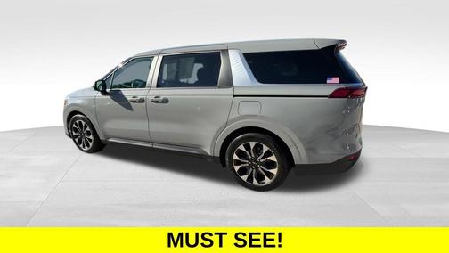 2024 Kia Carnival EX
