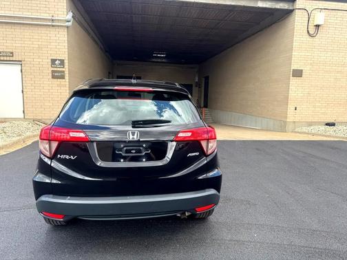 2016 Honda HR-V LX