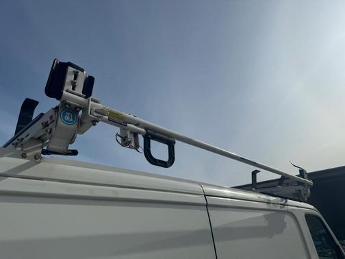 2015 Nissan NV Cargo NV2500 HD SV V6