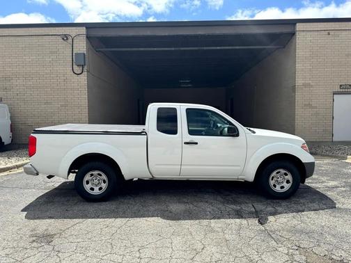 2014 Nissan Frontier S
