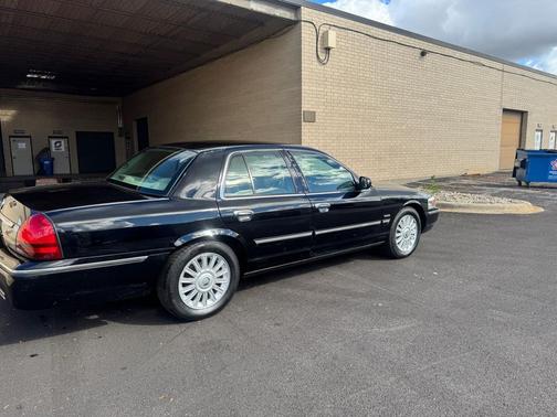 2011 Mercury Grand Marquis LS (Fleet Only)