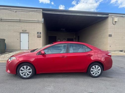 Barcelona Red Pearl 2016 Toyota Corolla LE