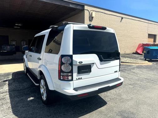 2015 Land Rover LR4 Base