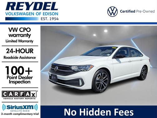 Pure White 2023 Volkswagen Jetta 1.5T Sport