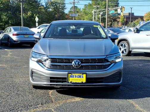 2022 Volkswagen Jetta 1.5T SE