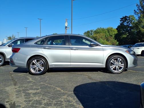 2022 Volkswagen Jetta 1.5T SE