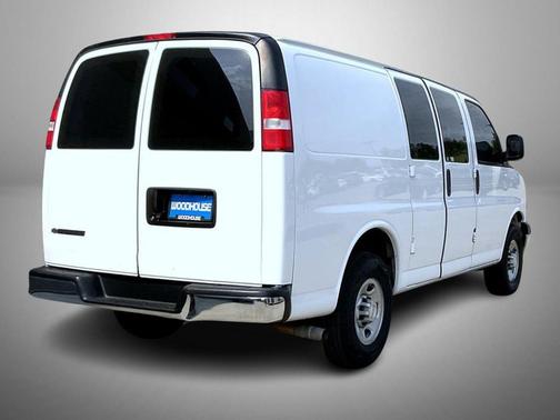 Summit White 2021 Chevrolet Express 2500 Work Van