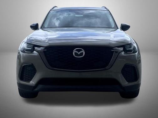 Zircon Sand Metallic 2026 Mazda CX-70 3.3 Turbo Preferred