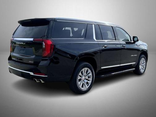 Onyx Black 2025 GMC Yukon XL Denali