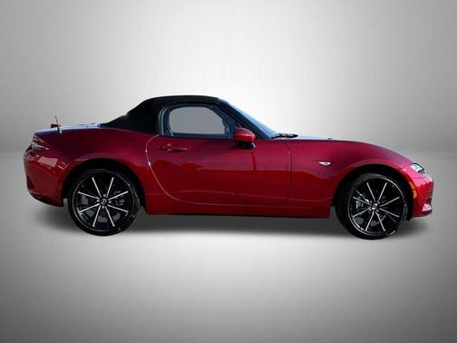 Soul Red Crystal Metallic 2026 Mazda MX-5 Miata Grand Touring