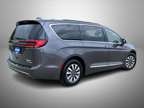 2021 Chrysler Pacifica Hybrid Limited