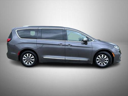 2021 Chrysler Pacifica Hybrid Limited