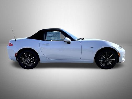 Snowflake White Pearl Mica 2026 Mazda MX-5 Miata Grand Touring