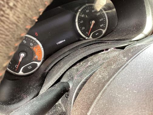 Glacier Metallic 2015 Jeep Renegade Limited