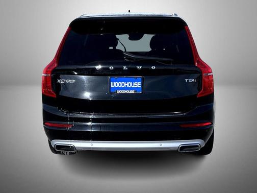 2020 Volvo XC90 T5 Momentum