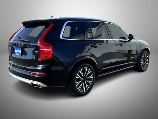 2020 Volvo XC90 T5 Momentum