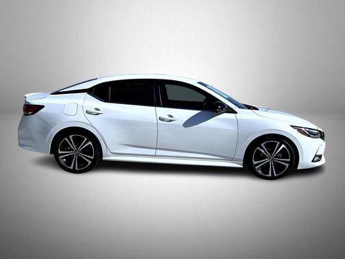 2020 Nissan Sentra SR