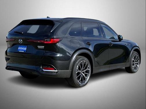 2025 Mazda CX-70 PHEV Premium Plus Package