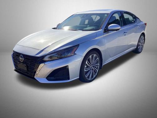 2024 Nissan Altima 2.5 SL