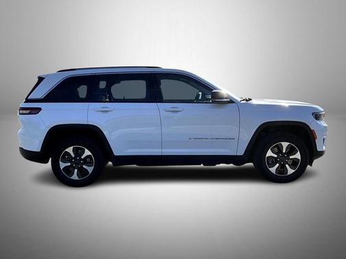 2023 Jeep Grand Cherokee 4xe Base