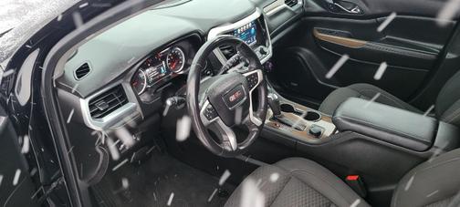 2018 GMC Acadia SLE-2
