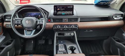 2023 Honda Pilot AWD Elite