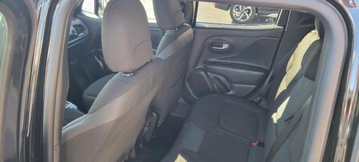 2022 Jeep Renegade Altitude