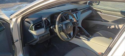 2019 Toyota Camry Hybrid LE