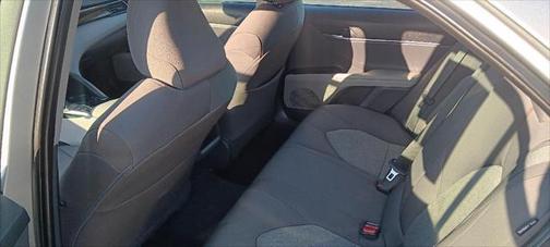 2019 Toyota Camry Hybrid LE