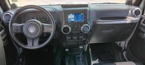 2012 Jeep Wrangler Unlimited Sahara