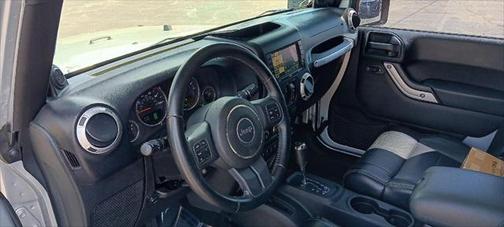 2012 Jeep Wrangler Unlimited Sahara