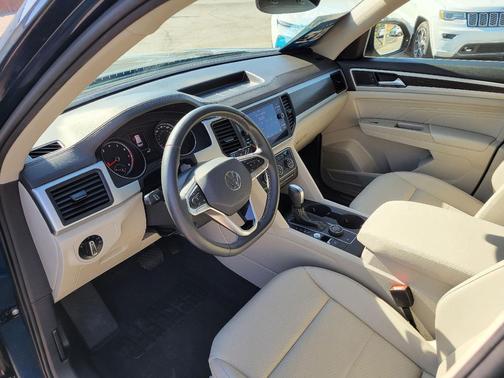 2021 Volkswagen Atlas 3.6L SE w/Technology
