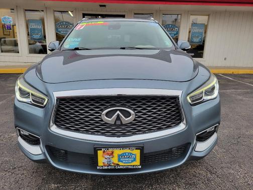 2017 INFINITI QX60 Base