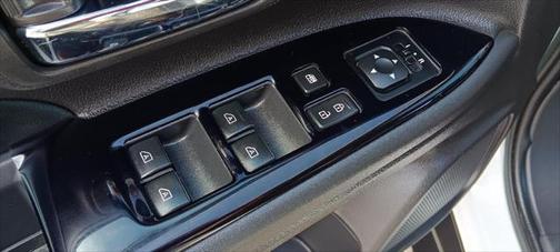 2020 Mitsubishi Outlander SE