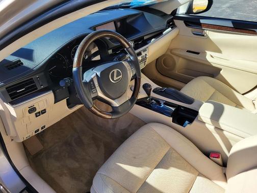 2013 Lexus ES 350 Base
